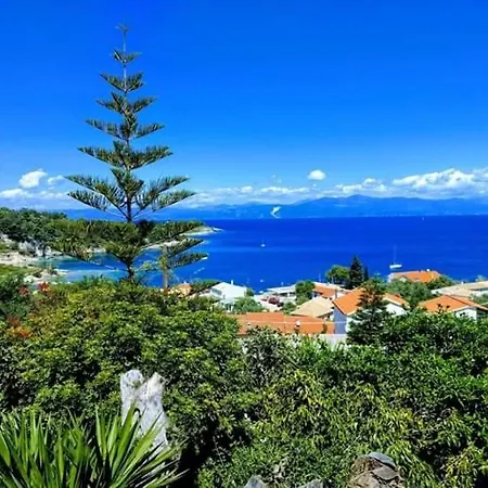 Carmen Maisonette Apartament *