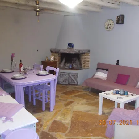 Carmen Maisonette Gaios