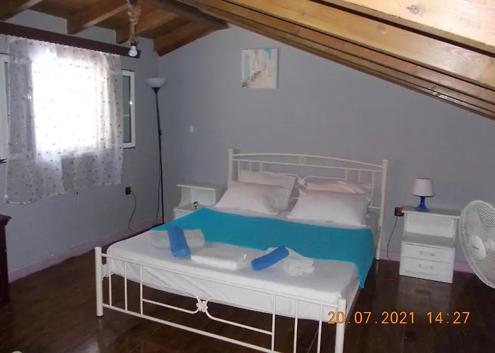 شقة Carmen Maisonette *